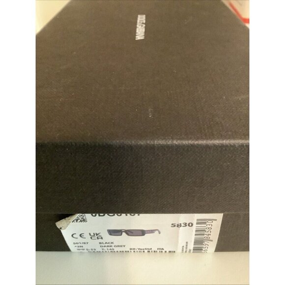 DOLCE & GABBANA - BLACK SUNGLASSES BOX, CLOTH, MANUAL - 7” Long 3” Tall Preloved - Picture 3 of 8